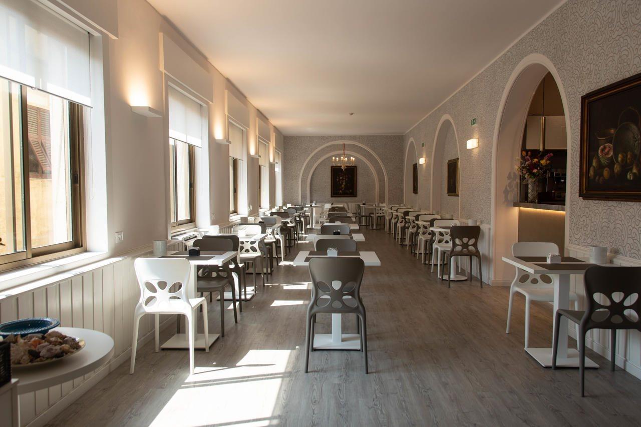 Hotel Vittoria Genoa Bagian luar foto