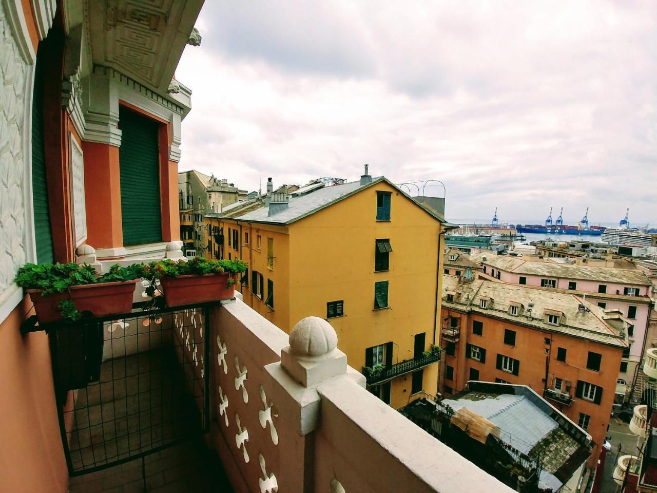 Hotel Vittoria Genoa Bagian luar foto