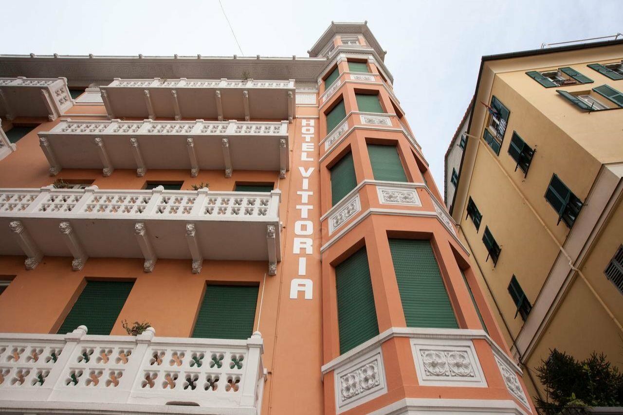 Hotel Vittoria Genoa Bagian luar foto